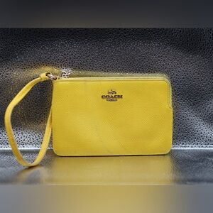COACH Pebbled Leather Bright Yellow Small Zip Wristlet Pouch Wallet Purse